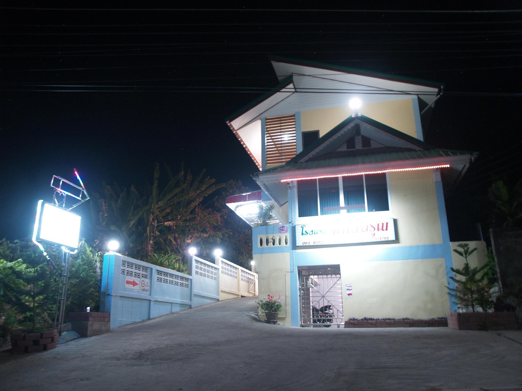 Sangaroon Hotel Pua Extérieur photo